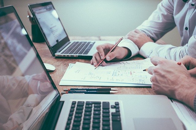 DIGITAL GUT - WEB RECRUITING