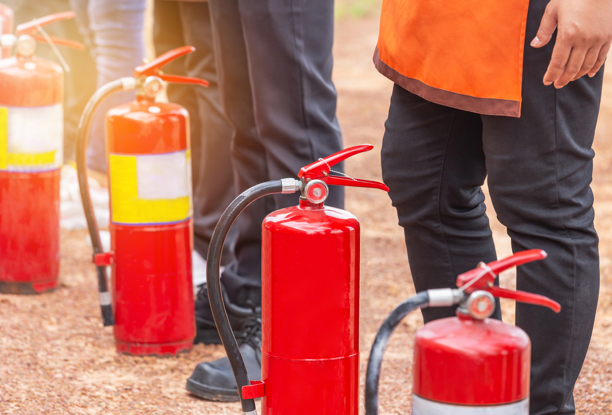 Formazione e addestramento dei lavoratori incaricati di attuare le misure di prevenzione incendi, lotta antincendio e gestione delle emergenze - Rischio Basso - 4 ore