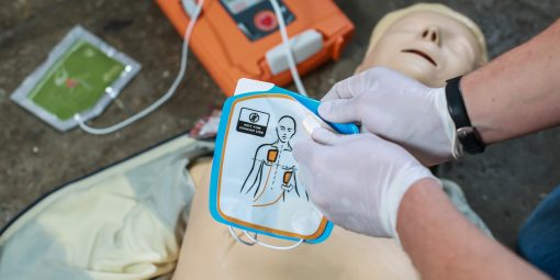 Corso di rianimazione cardiopolmonare e defibrillazione - CORSO ESECUTORE BLSD LAICO per tutte le fasce di età (5 ore)  SEDE DI PAVIA