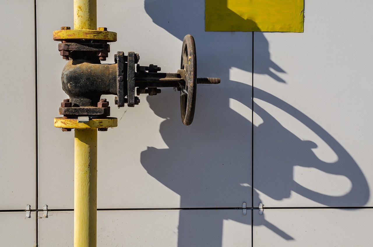 Ridurre i costi delle bollette aziendali gas: sgravi sulle componenti REig e REtig