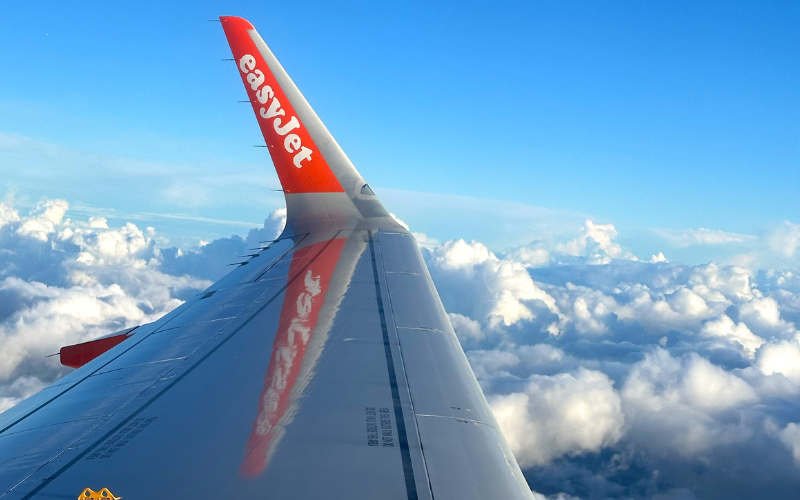 -🆕 EASYJET